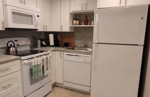 Wilton Manors Casa | Walk to Wilton Drive - Spacious Quiet Villa 1