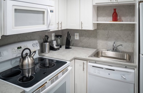 Wilton Manors Casa | Walk to Wilton Drive - Spacious Quiet Villa 1