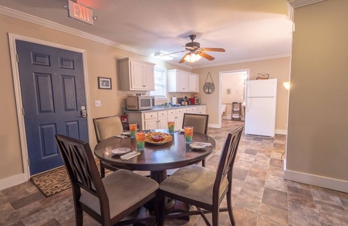 Mars Hill Cabaña | Walk your dog to Mars Hill University and Town Center from the Cascade Cottage