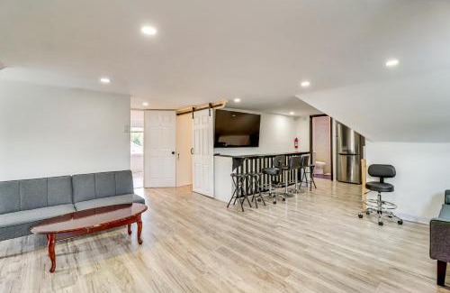 Arlington Heights Casa | Walkable Abode in Stroudsburgs Business District!