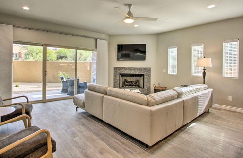 Cave Creek Casa | Walkable Cave Creek Townhome with Private Patio!