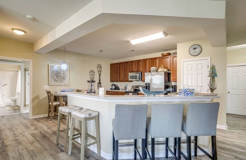 Cambridge Condominio | Walkable Condo w/ Drawbridge Views in Cambridge