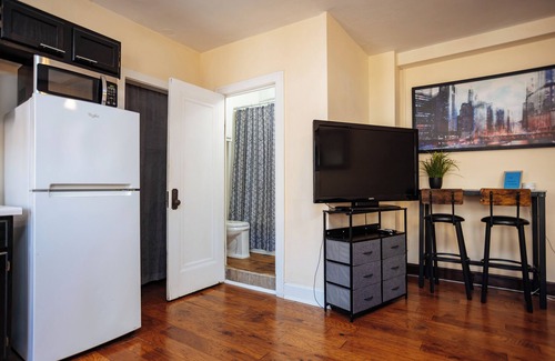 Quality Hill Apartamento | Walkable Downtown KC*Private Parking