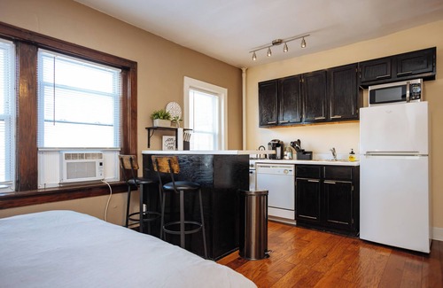 Quality Hill Apartamento | Walkable Downtown KC*Private Parking