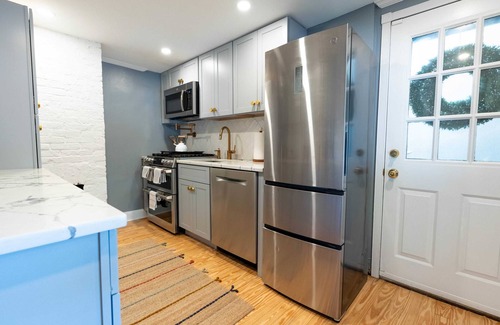 Washington Square West Casa | Walkers Paradise 3BR Trinity Heart of Philly!