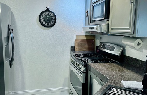 Miramar Ranch North Condominio | Walking distance to the lake dog friendly🐶