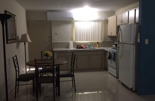 Mangilao Villa | A poca distancia de la Universidad de Guam! 2 HABITACIONES / 1 BAÑO !!!!
