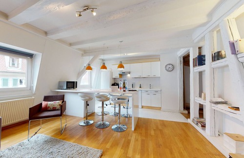 Old Town Apartamento | wallach duplex ac 78m2 city center up to 6