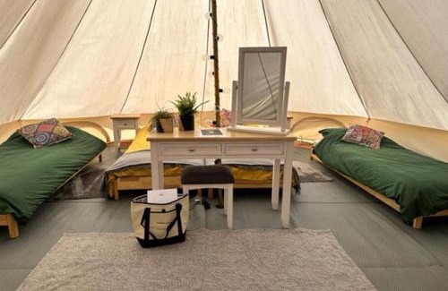 Brackley Casa | Walltree House Glamping - Cozy Glamping experience