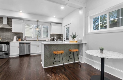 Broadway Gillham Casa | Walnut Charming Modern 5BR Home Walkable Kings