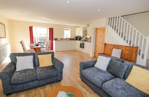 Ardens Grafton Cabaña | WALNUT COTTAGE, family friendly, with a garden in Welford-On-Avon
