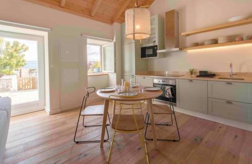 Varzea de Sintra Casa | Walnut Cottage - Cosiness between hills and sea.