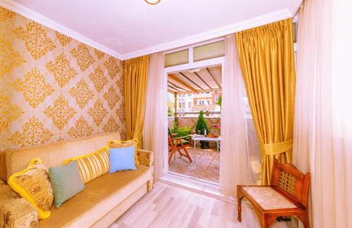 Sultanahmet Hotel | Walnut Shell Hotel