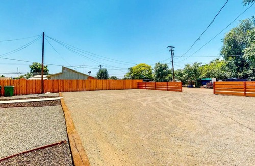 Porterville Casa | Walnut Wanderer