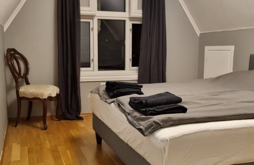 Skien Casa | Walters