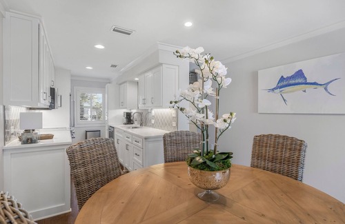 Seagrove Beach Casa | Walton Dunes Oceanfront.Private Beach! 2 Beach Chairs and Umbrella setup daily