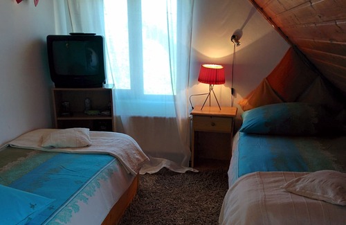 Bran Chalet De Esquí | La casa de Waltraud a poca distancia del castillo de Bran está a 2,2 km y 1 km a la pista de esquí