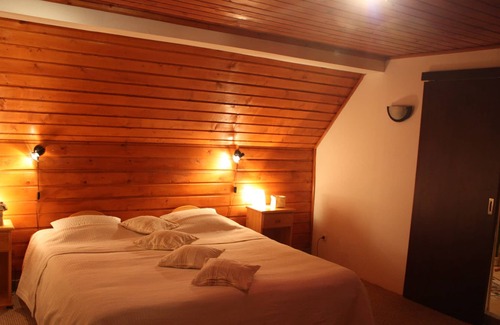 Bran Chalet De Esquí | La casa de Waltraud a poca distancia del castillo de Bran está a 2,2 km y 1 km a la pista de esquí