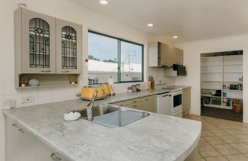 Bell Block Casa | WANAKA BAY WATERFRONT