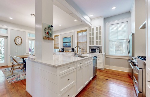 Forest District Casa | Wanderlust in Watercolor with private pool & hot tub - walk to beach