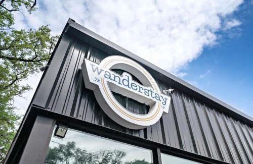 South Central Houston Hotel | Wanderstay Boutique Hotel
