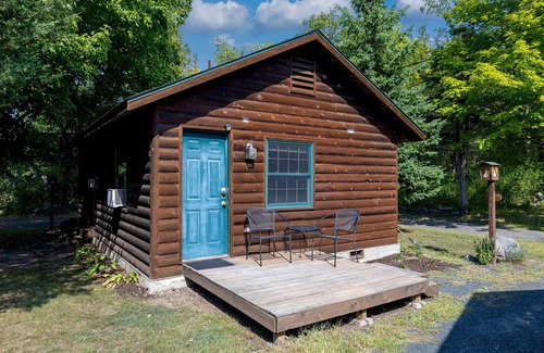 St Croix Falls Cabina | Wannigan Point Cabin #4