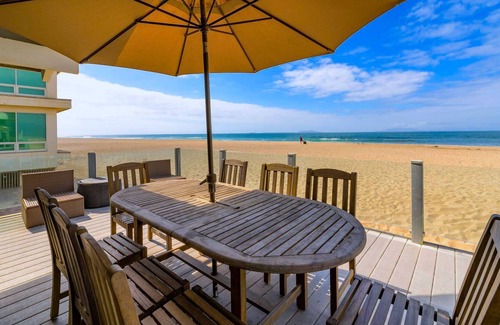 Oxnard Shores Casa | ¿Quieres alojarte en la antigua escapada frente al mar de Melrose Place? Aquí está tu oportunidad.