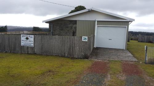 Waratah Casa | Waratah Falls Holiday Unit