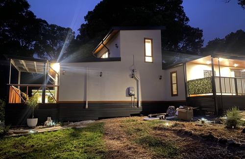 East Warburton Casa | Warburton 4 bedroom house near all of Warburton attractions, right on the yarra