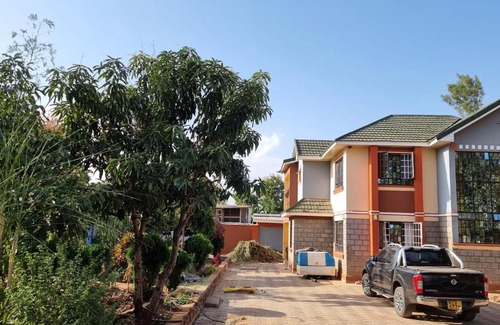 Kirinyaga Casa | Waridi Farmhouse