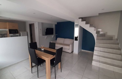 Blyes Casa | Warm and quiet village house.