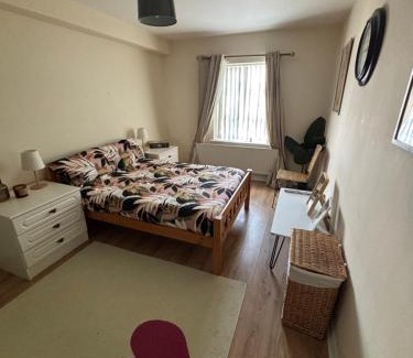 Letterkenny Apartamento | Warm and spacious 1 bed apartment