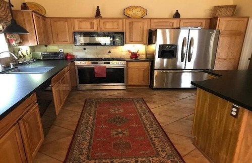 Pebblecreek Casa | Warm and welcoming Tuscan home in award-Winning Pebble Creek Resort Community.