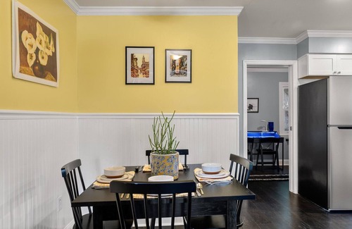 West Ashley Casa | Warm, Bright & Cozy 4BR House w/Musician's Charm