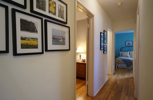 Studio City Casa | Warm California Retreat Ideally Situated for your Staycation or Remote Working!