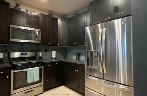 Regency Park Casa | Warm & Elegant Home - Perfect Location Downtown/SMF