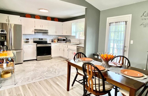 Clarksville Casa | Warm Family Comfort w/ Home Theater