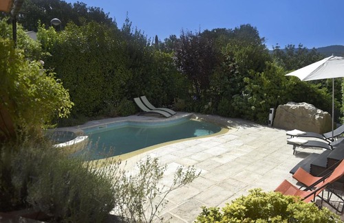 Montfort-sur-Argens Casa | Warm Holiday Home in Montfort sur Argens with Private Pool