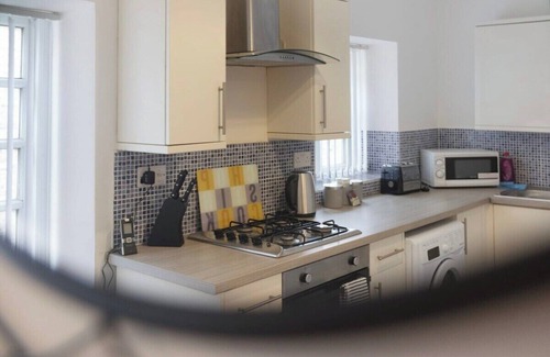 Stockton-on-Tees Apartamento | Warm & Inviting 4-Bed on Church Road, Sleeps 4