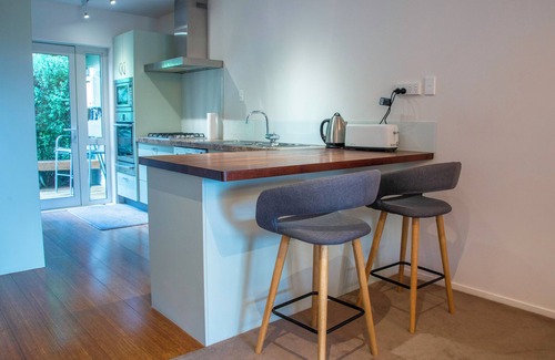 Ohakune Casa | Warm, spacious & modern Ohakune retreat - private outdoor spa pool, free wifi