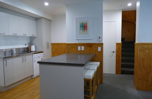 Upper Riccarton Casa | Warm & Welcoming on Athol