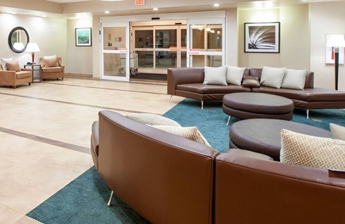 Pasadena Casa | Warm & Welcoming Suite to Stay! W/ Free Parking