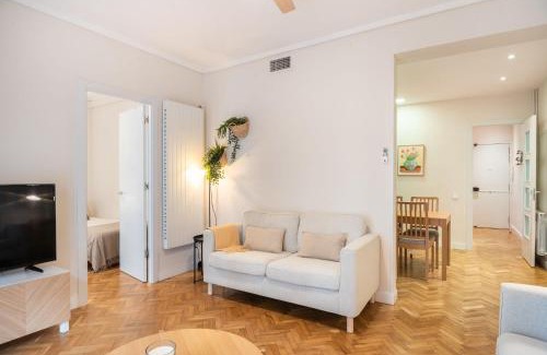 el Fort Pienc Apartamento | Warmth and comfort in the sought-after Eixample