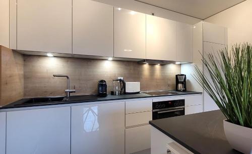 Warnemuende Apartamento | Warnemünde Residenz im Kurpark Fewo Seestern REF 41165