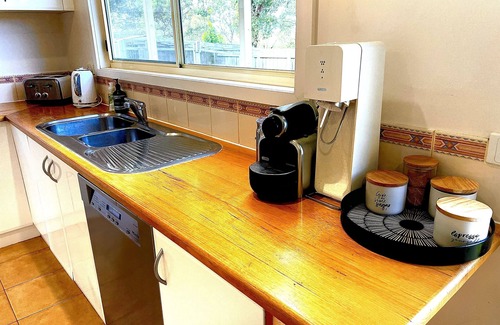 Hastings Casa | Warrangine Bay view retreat is a real jewel of the Mornington Peninsula.