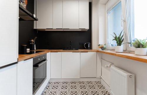 Praga Poludnie Apartamento | Warsaw Concierge Kinowa Gardens