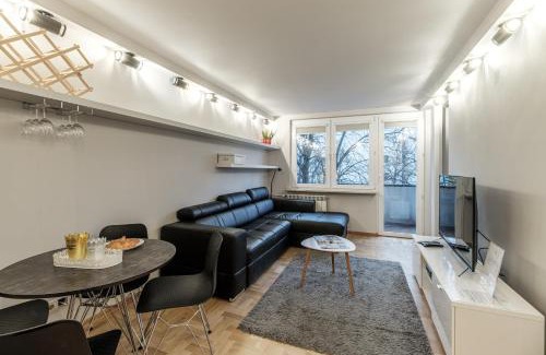 Srodmiescie Apartamento | Warsaw Inside Solec III