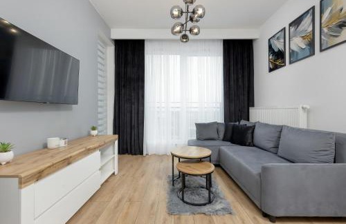 Praga Polnoc Apartamento | Warsaw Kotsisa Apartments with Parking by Noclegi Renters