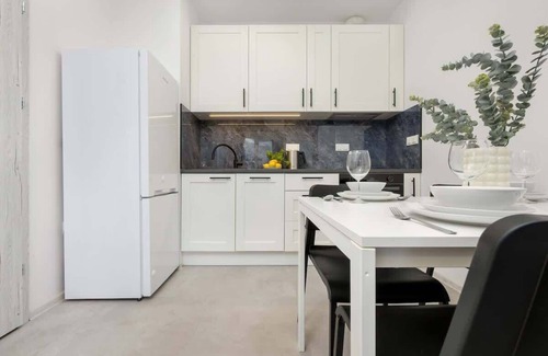 Praga Polnoc Apartamento | Warszawski Świt 5 | Bright Apartment | Parking