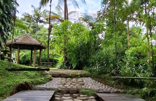 Candikuning Hotel | Warung Rekreasi Bedugul